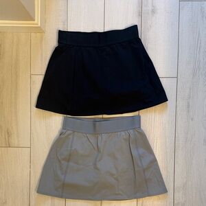 Set of 2 Aritzia TNAction Skorts Like New